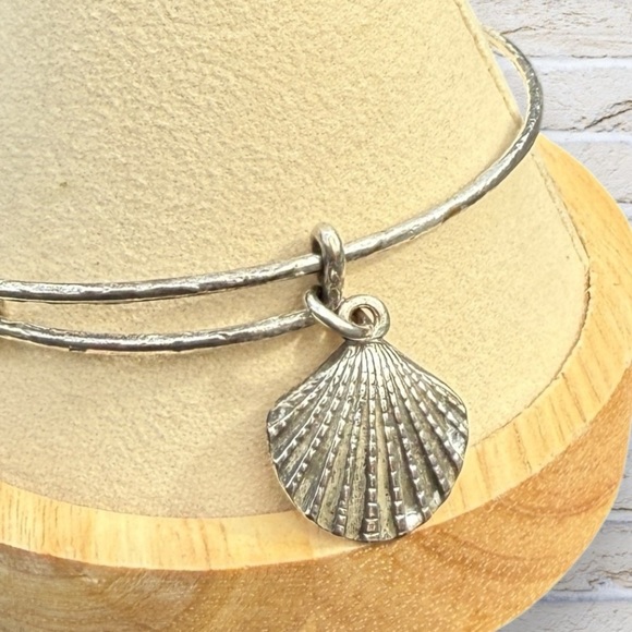 Alex & Ani Seashell Shell Bangle Bracelet - Picture 4 of 4